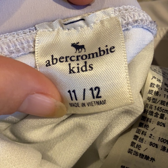 Abercrombie kids bathing suit shorts - Picture 2 of 3